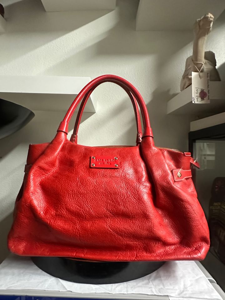 Vintage and Designer Handbags, Shoes and Accessories Online Estate Sale by Labelz Reborn