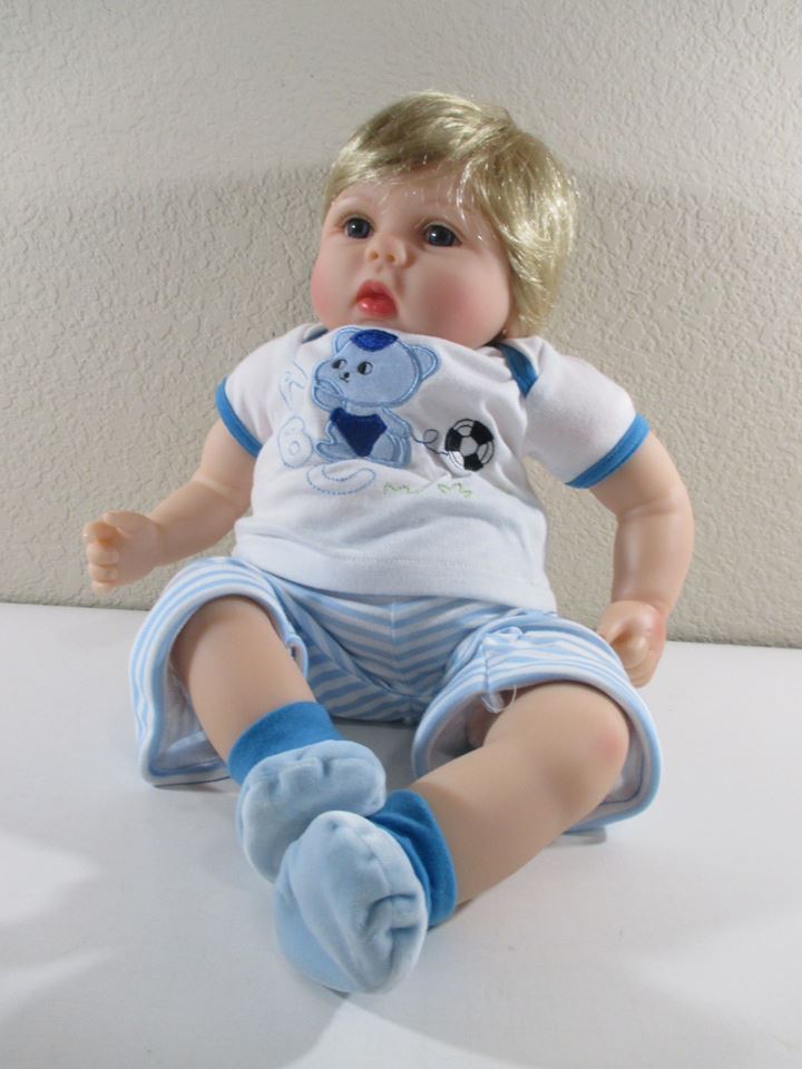 Dolls , Figurines , Collectibles And More 