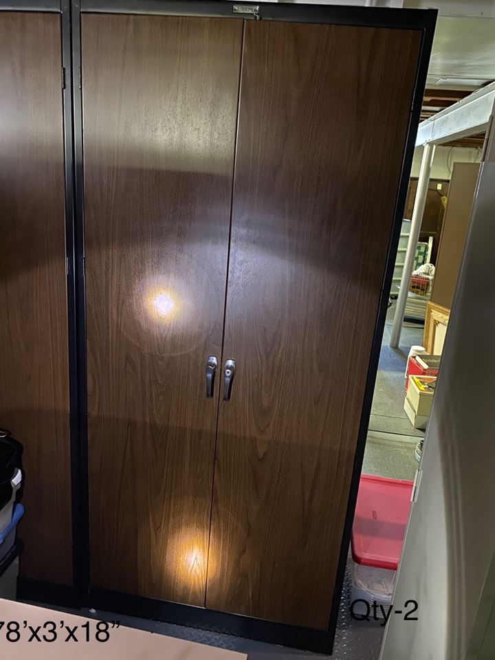 North Riverside Metal Cabinet & Rug Sale