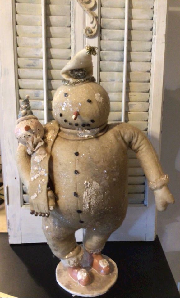 John Deere Tractor, Beer Signs, Farmhouse Decor, Cody Foster Snowmen and More! - Gurnee (Treadway)