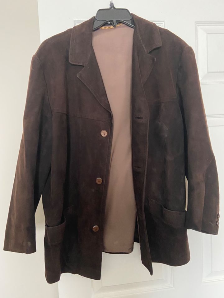 Girlie Girl Sale —Webster Moving Sale 