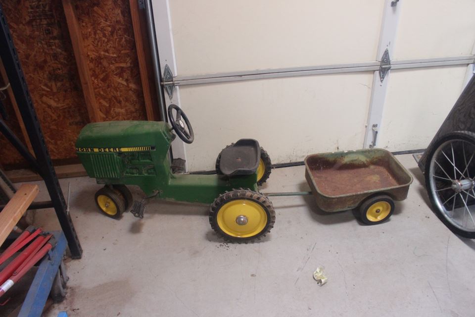 Online Estate Sale Auction-Yuba City-Tools-Collectibles-Ducks-Asian Decor by Hidden Creations