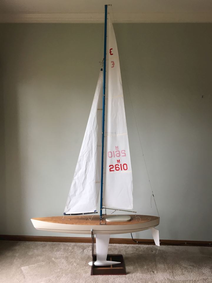 Sailrite Sewing Machine, Model Sailboats, Trains & Planes, Vintage Furniture Lincolnshire (Treadway)