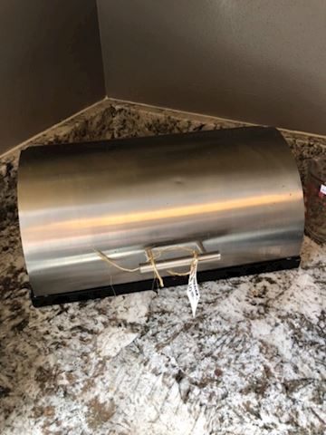 Bread box