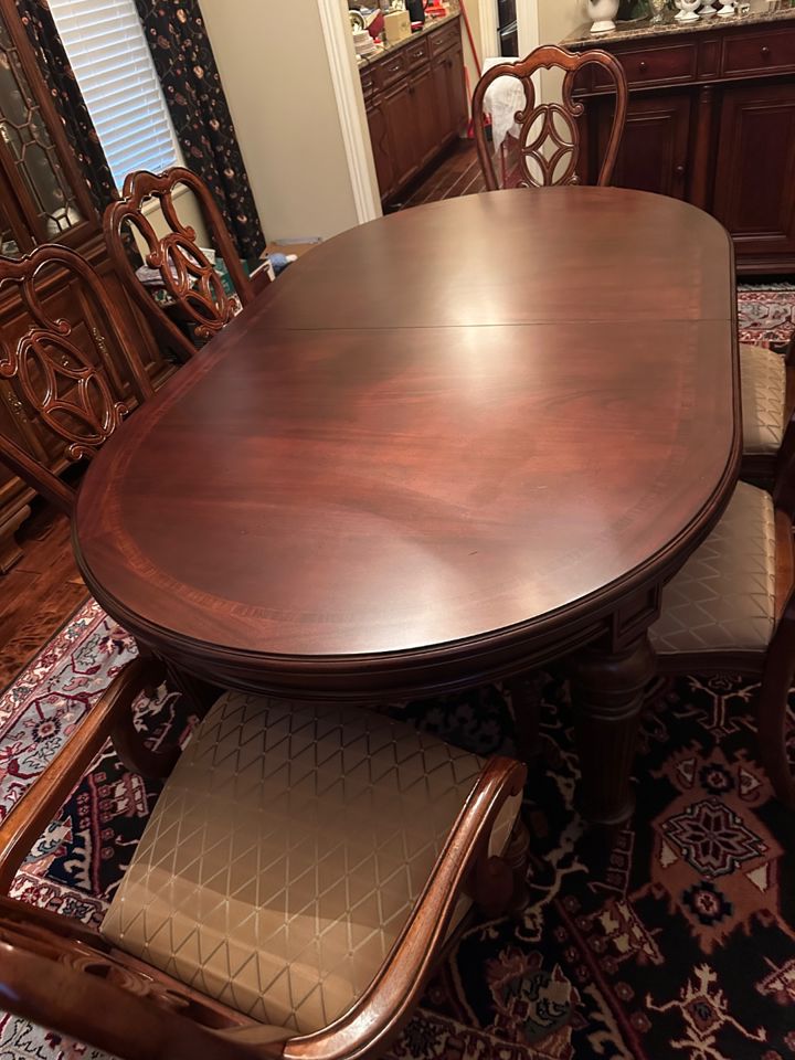 Brentwood luxury down size sale