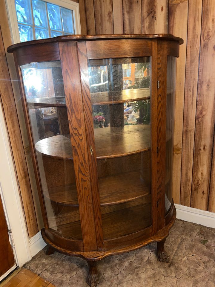 Wonderful City Auction ~ Art Glass, Ceramics, and Antiques (Friday Pickup)