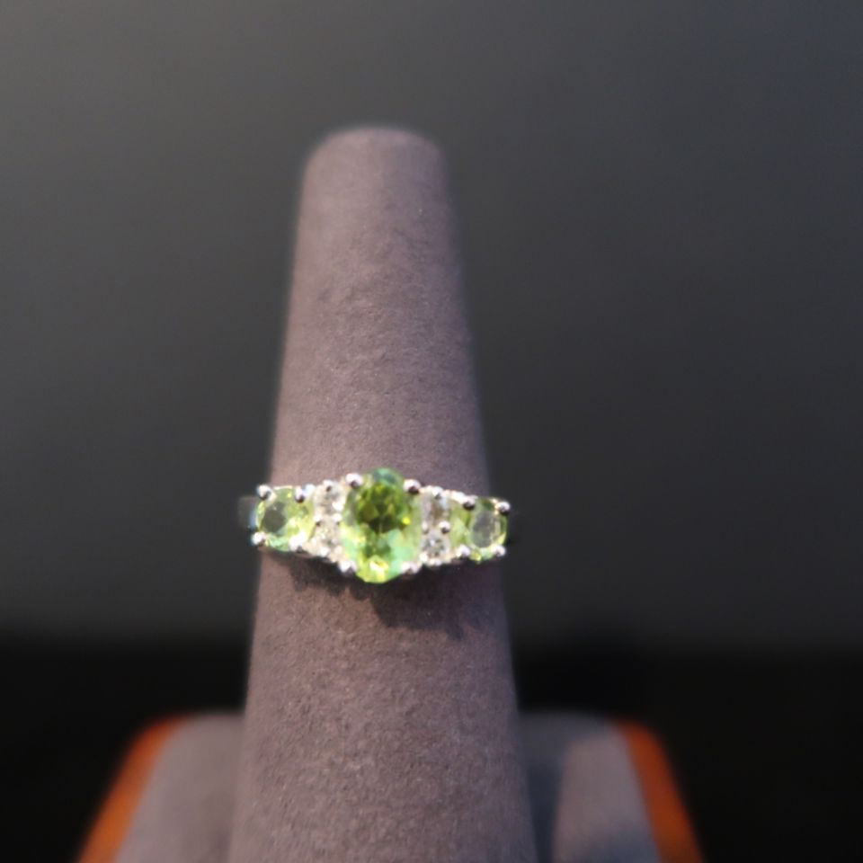 Ring bidding ends 11/9 $20.00 | EstateSales.NET