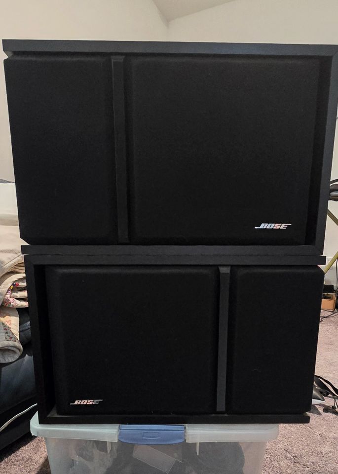 Bose 301 Speakers bidding ends 8/11 $300.00 | EstateSales.NET