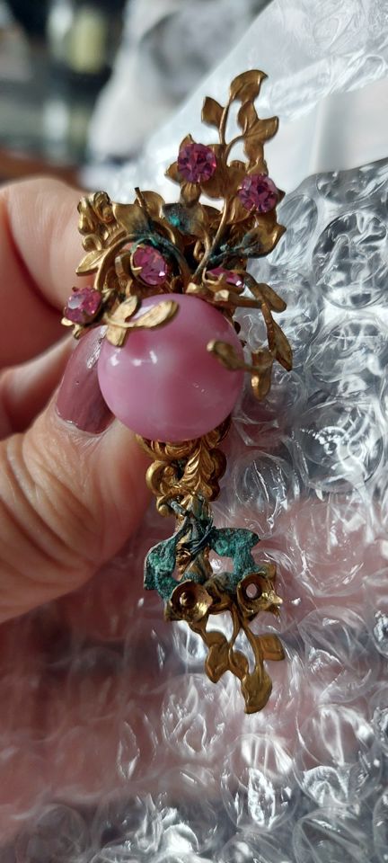 ✨ Diamonds • ♦️Gemstones ✨ Gold, Coins and Treasures Galore! Come On In!
