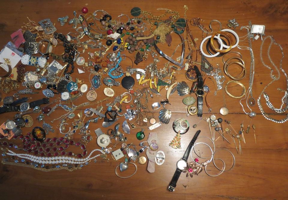 $5 Minimum Bid Auction Antiques Books Toys Trains and More