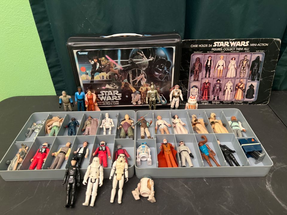 Mid Century Modern Estate! Blenko & Decor. Vintage Toys: Star Wars, G.I. Joe & More