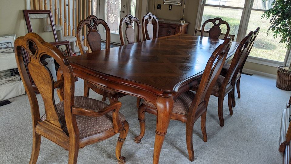 *30% OFF!* Thomasville Dining Room table & chairs, China cabinet, Noritake china  - NORTHVILLE
