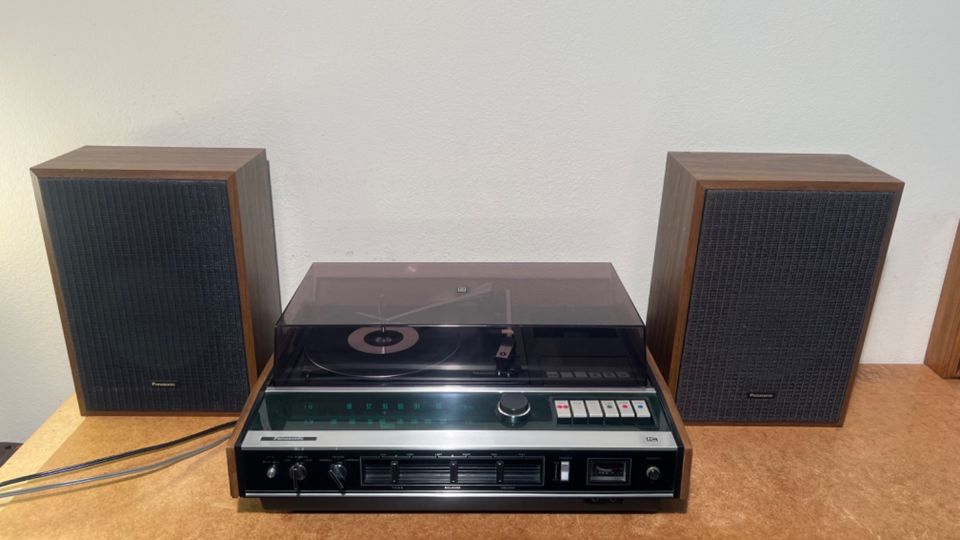 Paramount Cameramans Estate Sale, MCM, LP Records and Audio Equipment.
