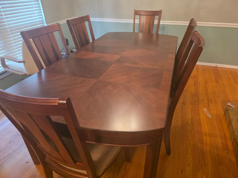 South County Estate: Furniture, Small Appliances, Cameras & More!