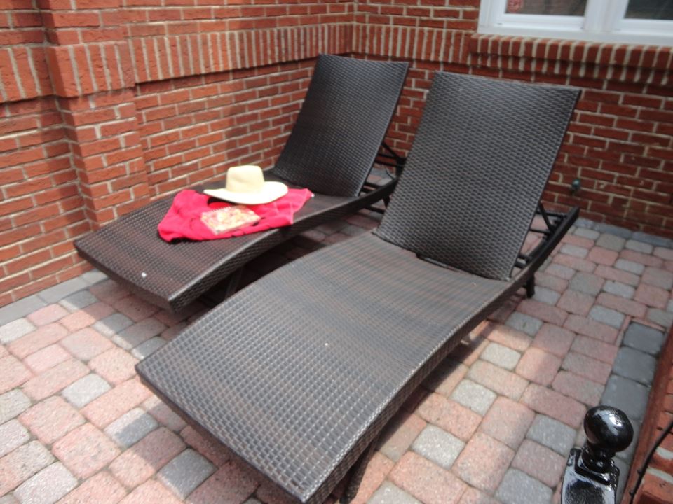 Last Day for Birkdale Cleanout by Bumble Bee 