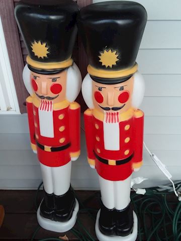 Plastic Christmas Outdoor Light-Up Toy Soldiers