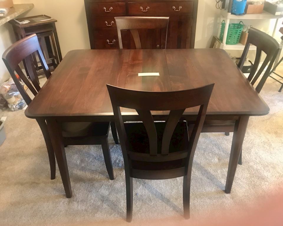 South County Online Estate Sale ~ Antiques & Collectibles ~ Furniture ~ Jewelry ~ Holiday ~ More!   