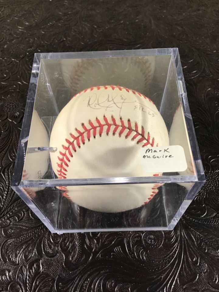 Kirkwood Online Estate Sale With Saint Louis Cardinal Baseball & Anheuser Busch Items 