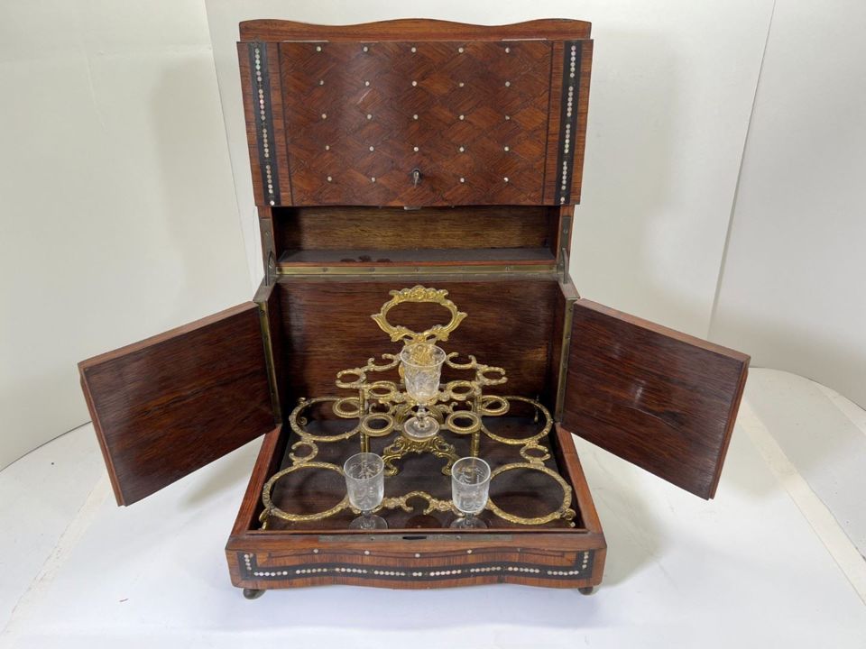Chatham Estate Auction
