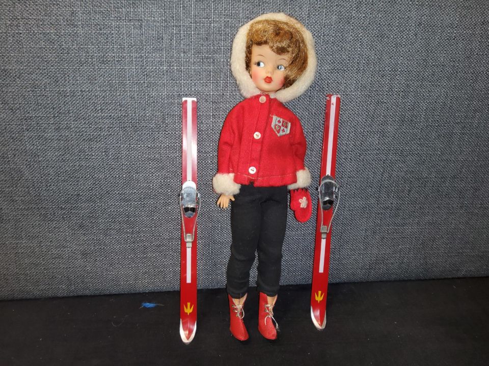 Holly Hills Online Estate Sale ~Vintage ~ Antique ~ Collectibles~Kitchen ~ Toys ~ Fun Sale
