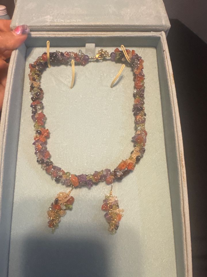 ONLINE JEWELRY AUCTION 
