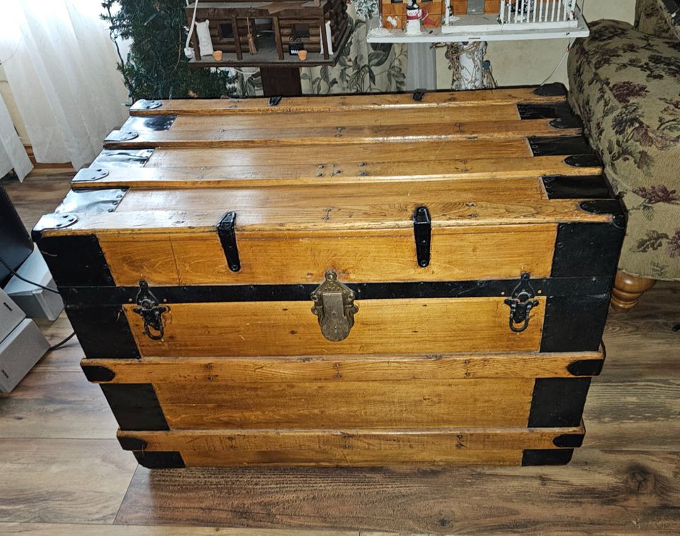 Peotone Estate Items