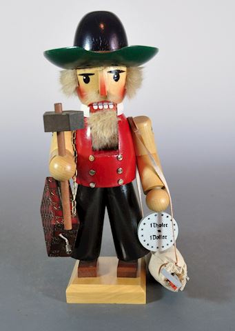 1980s Steinbach 12" Hamburger Immigrant Nutcracker