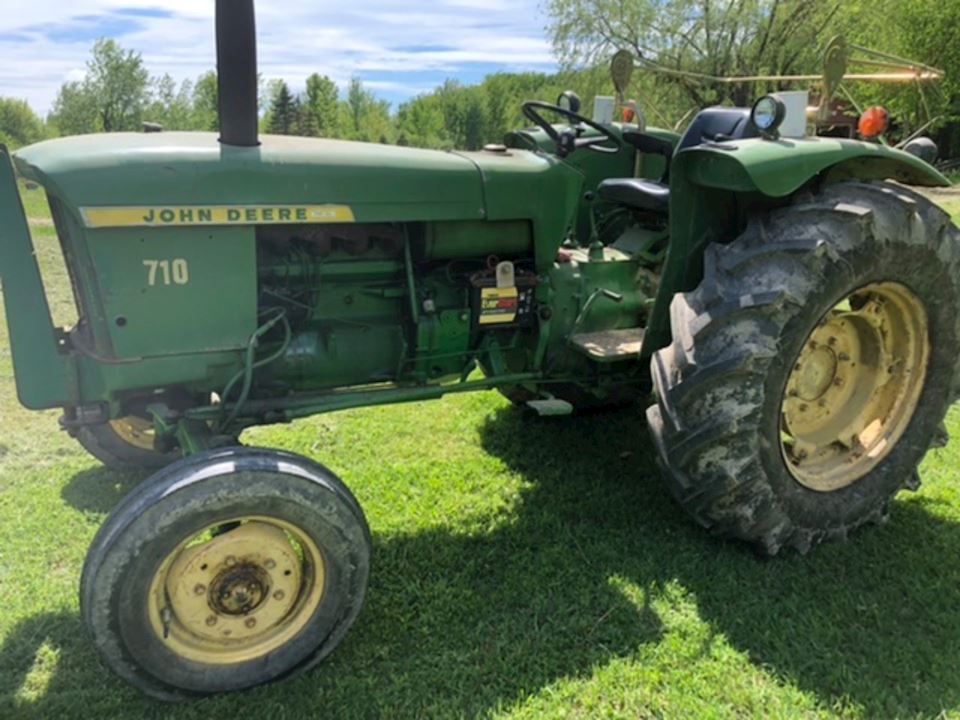 Massive H I D D E N W O R T H Farm Online Auction!!!