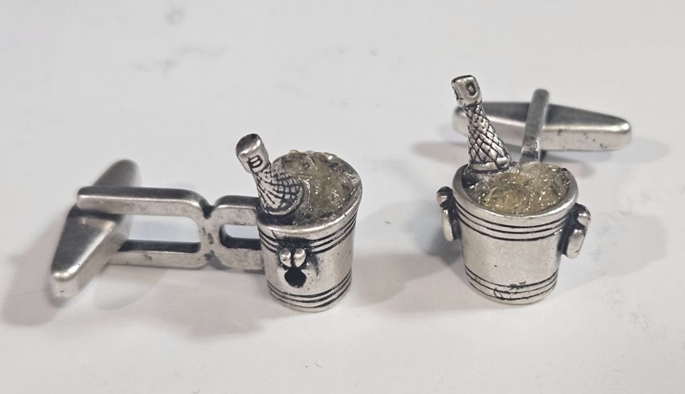 NEW DISCOUNTS! Vintage ESTATE COSTUME JEWELRY SALE ~ Rhinestones Bakelite FREE Ship