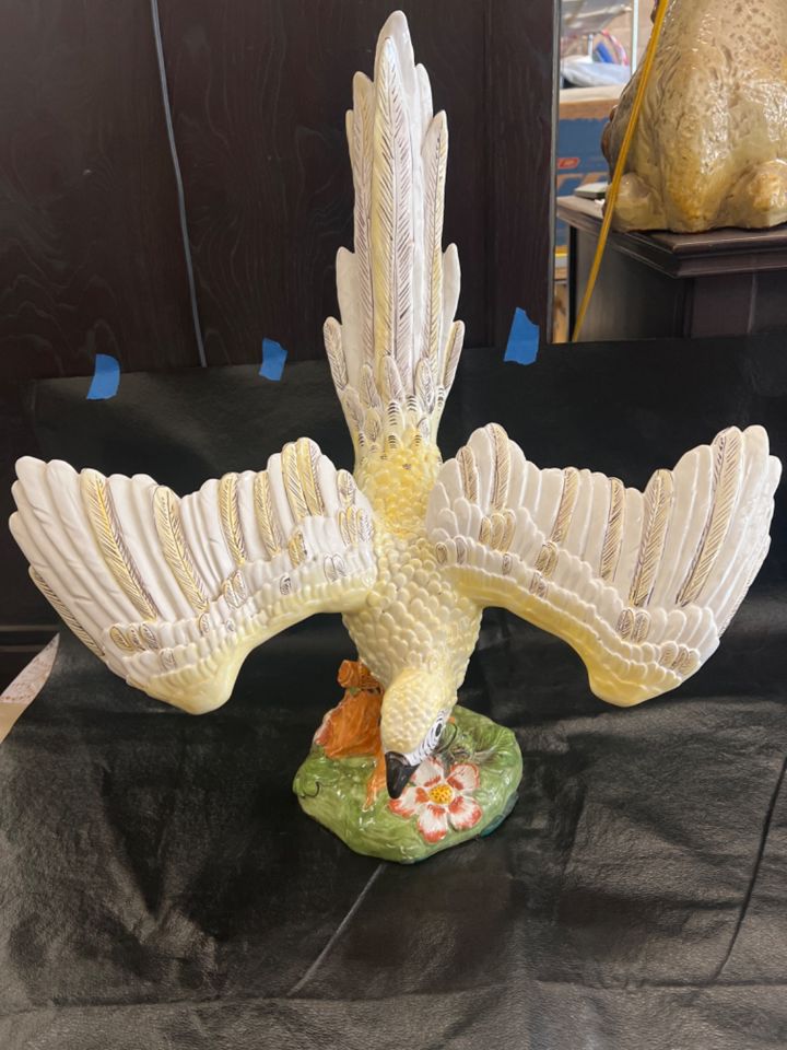 Collectibles, Decor & More