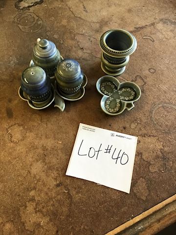 Made in Ireland porcelain set Irish Lot 40