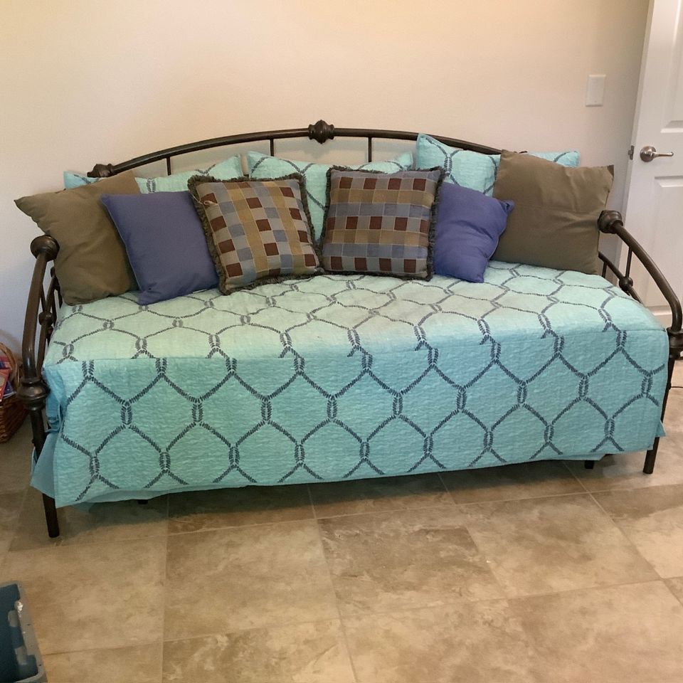 House Sold- Need to Quick Sell Furniture in Days