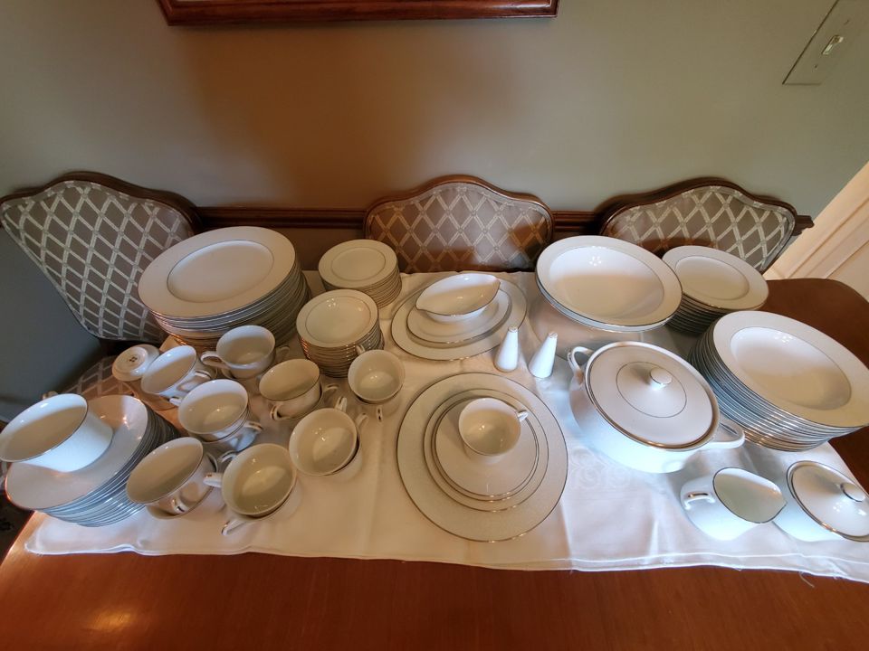 Greendale Estate Sale Furniture, Art, Clothing, Vintage & Collectibles