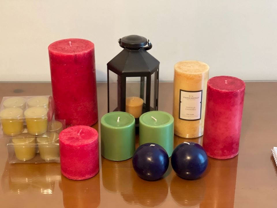 Online Moving Sale by Treasure Junkies 