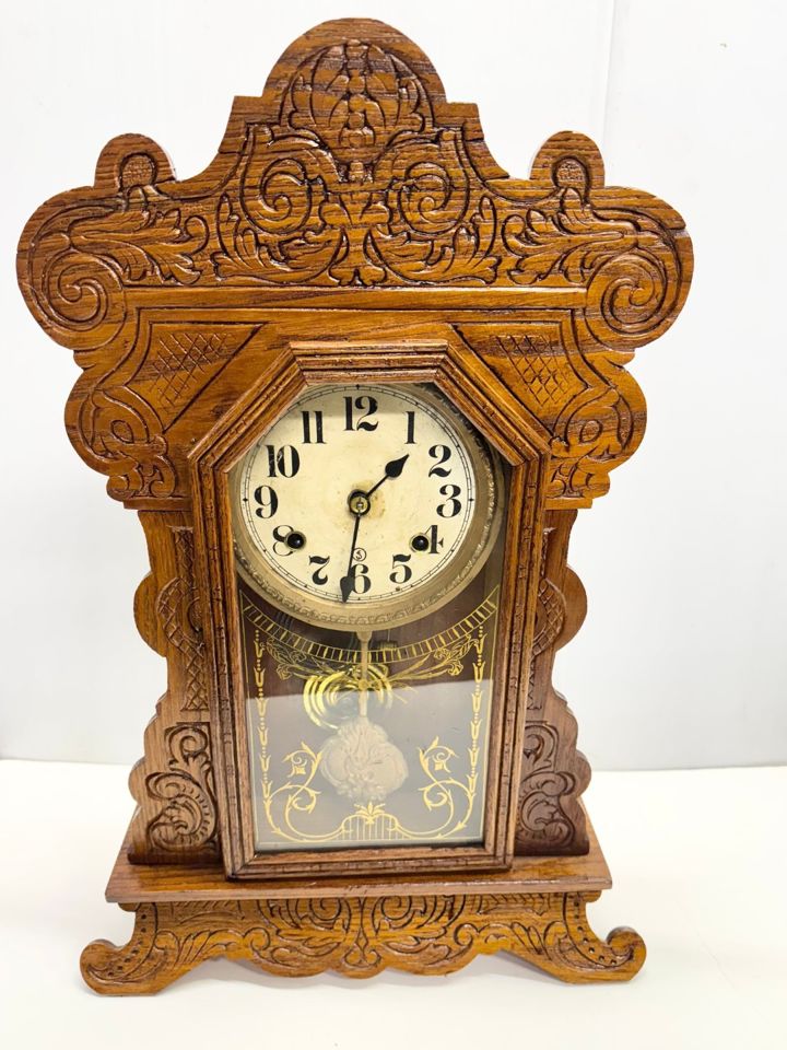 ANTIQUE CLOCKS AND ANTIQUE TIMEPIECES