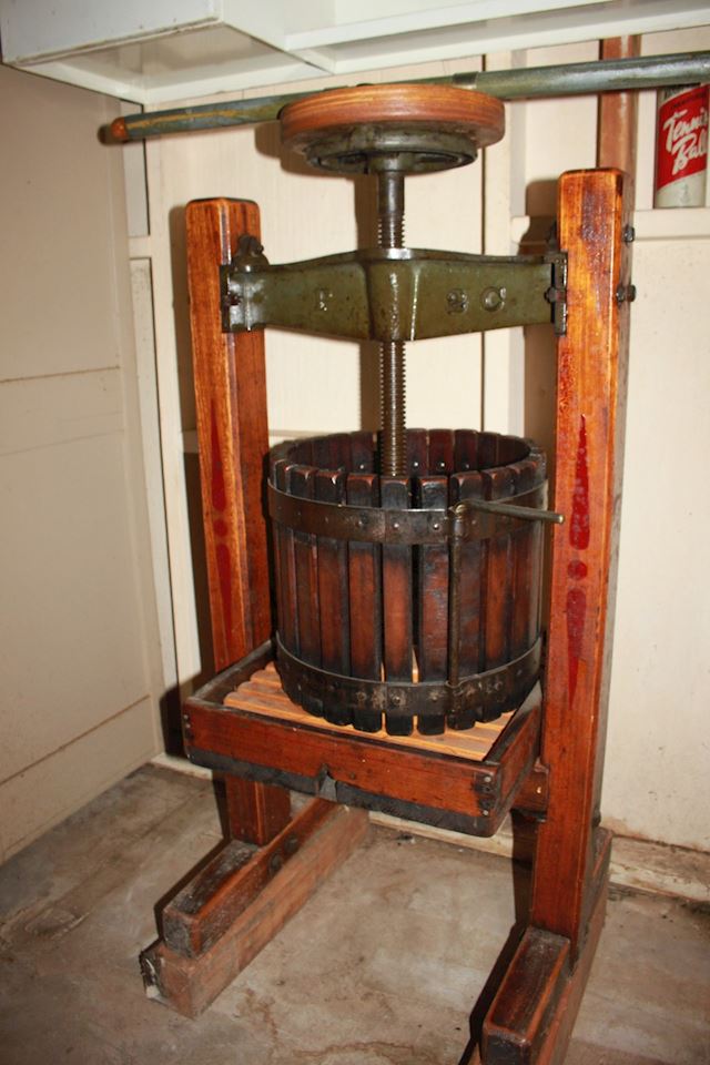 South County HUGE ON-LINE Mid Century Covid Safe Estate Sale  MUST SEE!