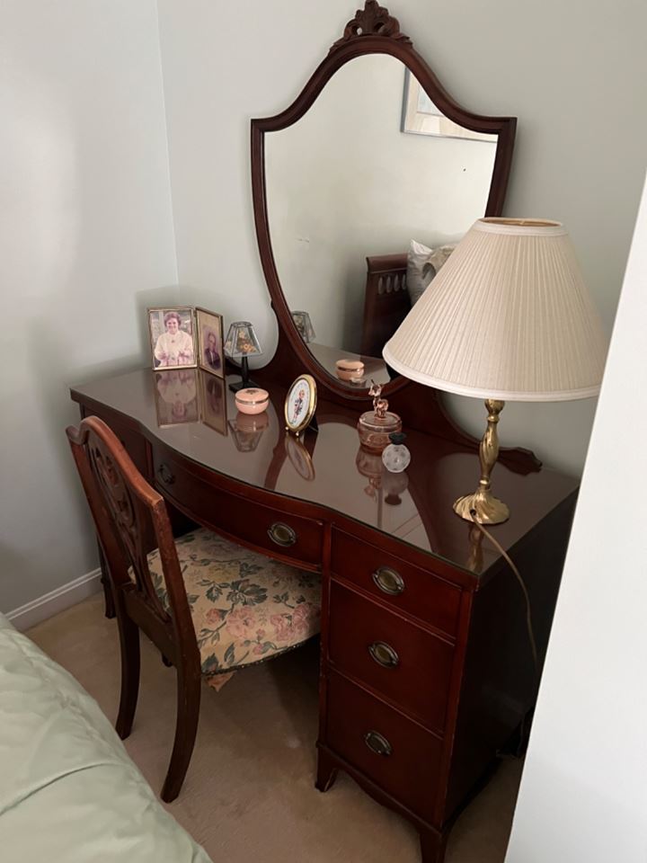 Falmouth Online Auction