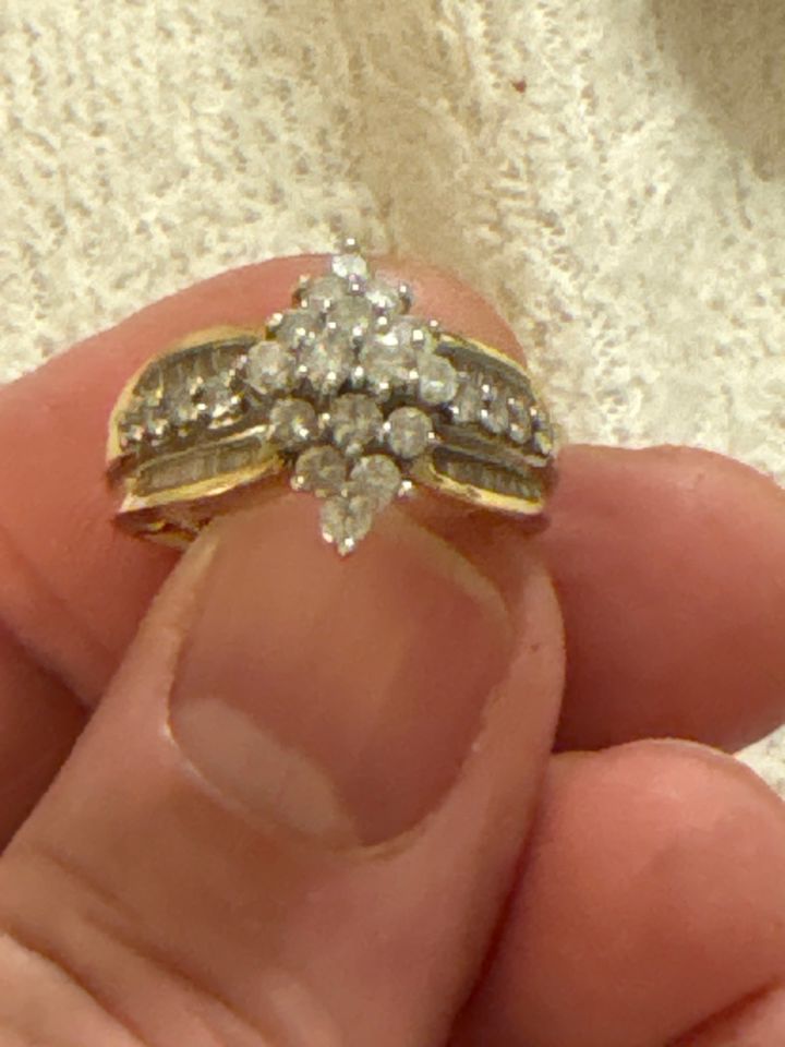 Sweet Tea Antiques Online Auction