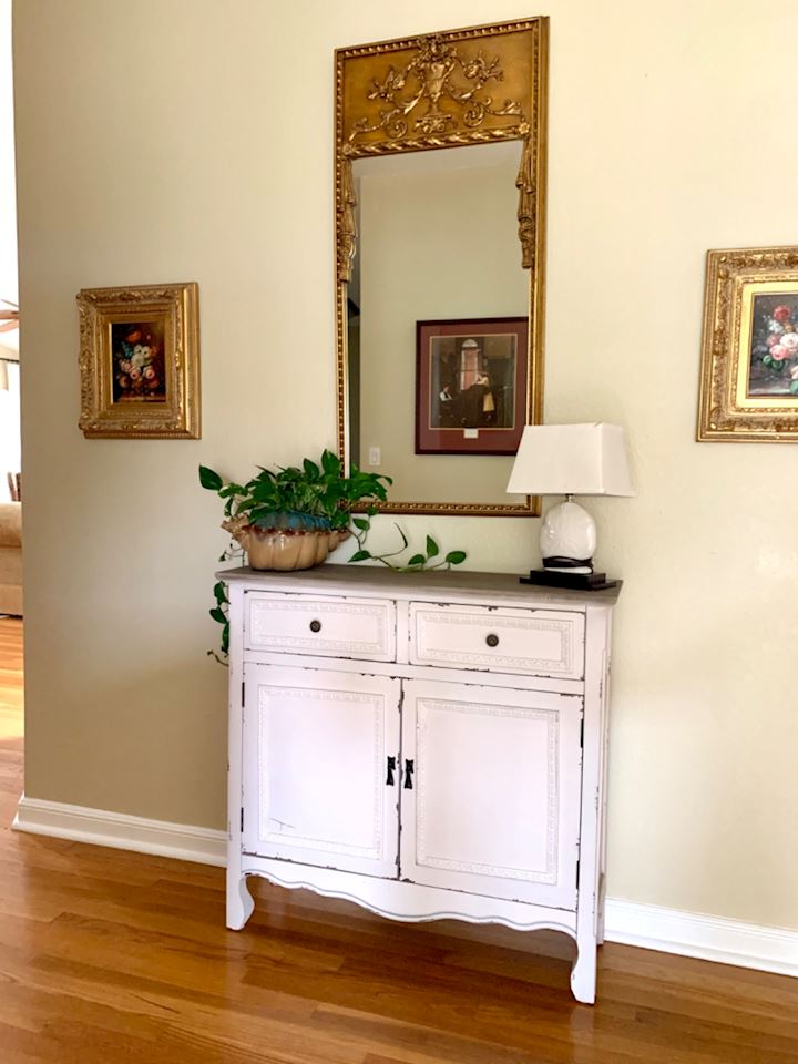 Online Sale: Tierra Verde Home Offers Beautiful Furnishings by Castaway Estate Sales