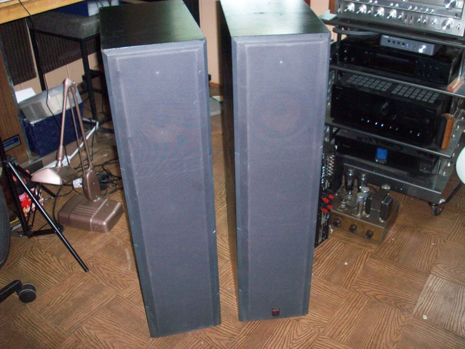 Audio & Stereo Gear - Furniture - Household - Electronics - Musical Instruments