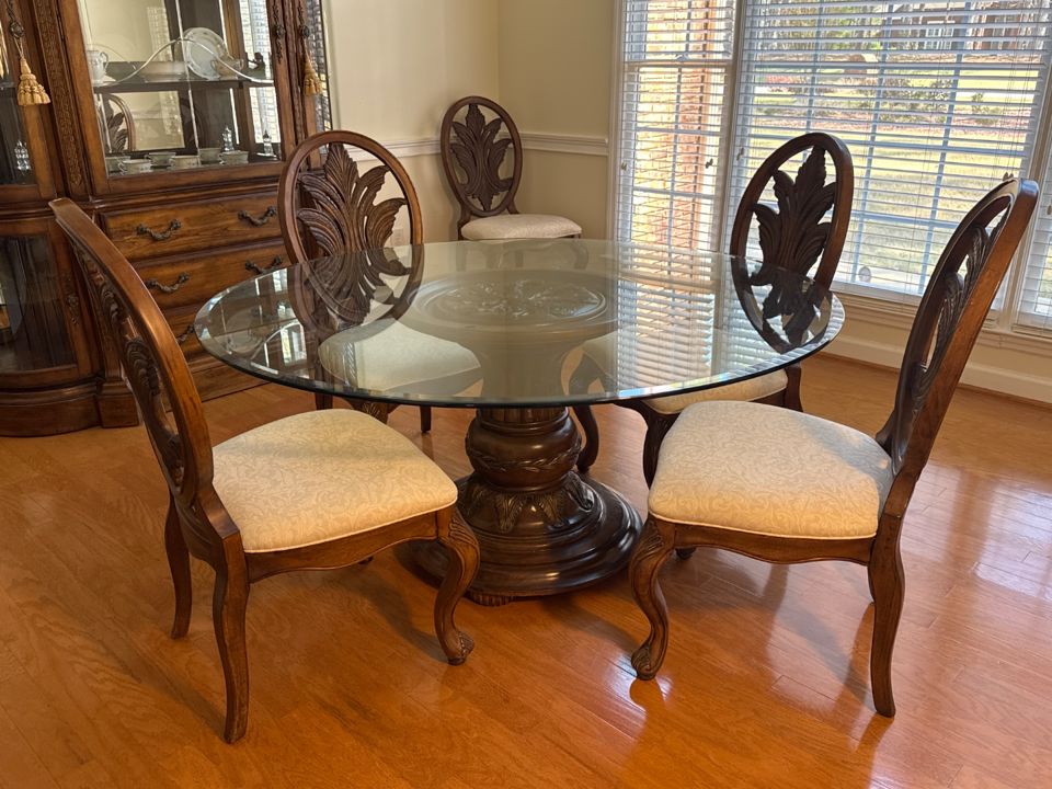 Downsizing Sale at Two Locations in Columbus and Midland