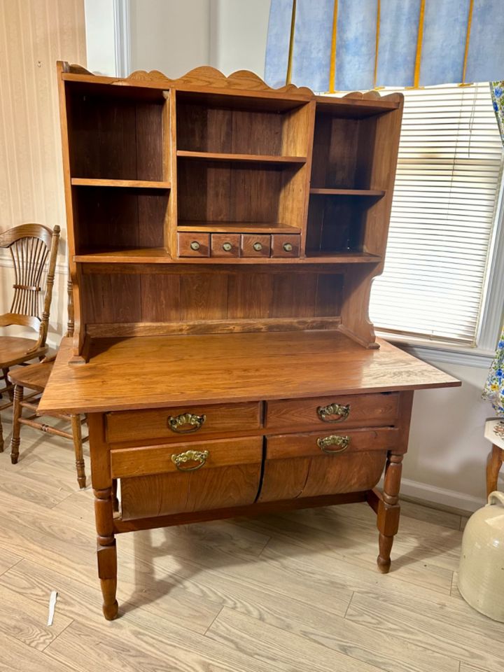 Eclectic Vintage  Treasures