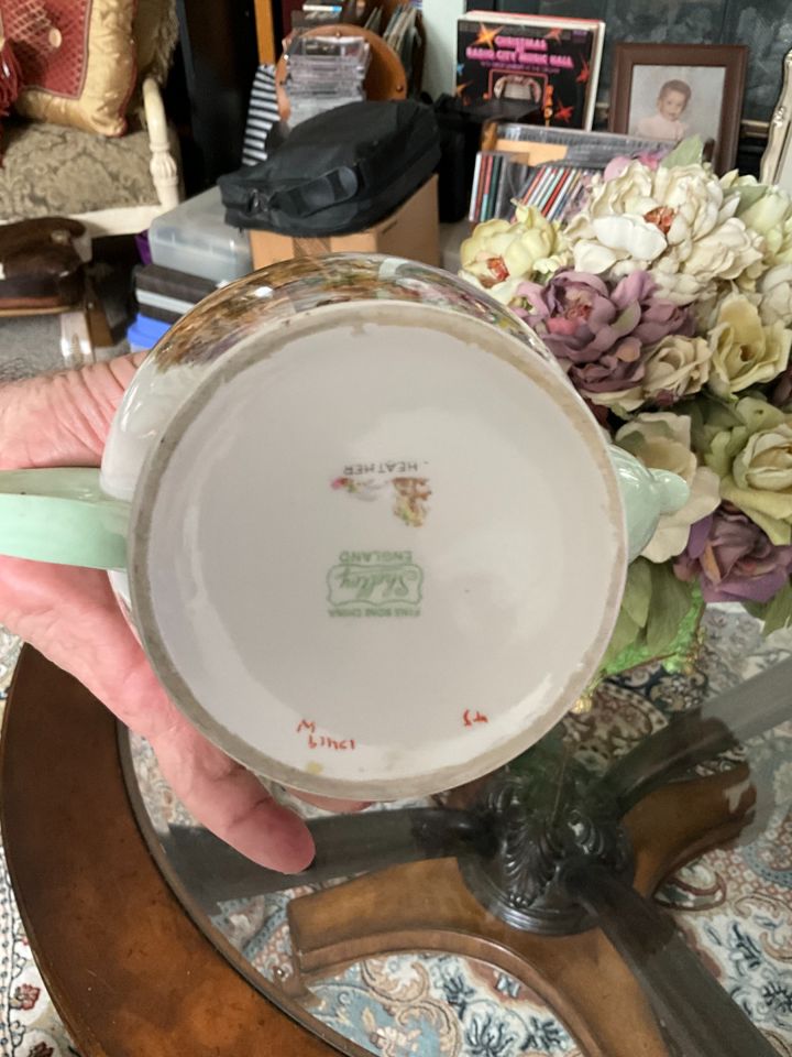 Fancy Ant's Estate Sale