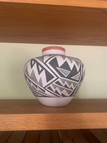 Vintage 1960's Acoma Laguna Pot-JG Louis