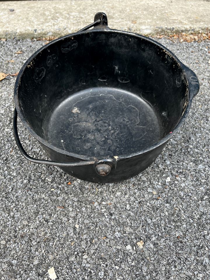 Cast Iron Pot bidding ends 7/21 20.00