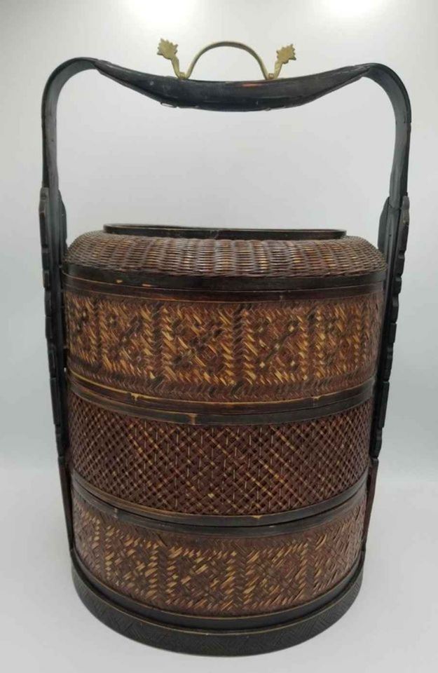 Upland Online Auction - Furniture  & Collectibles Sale