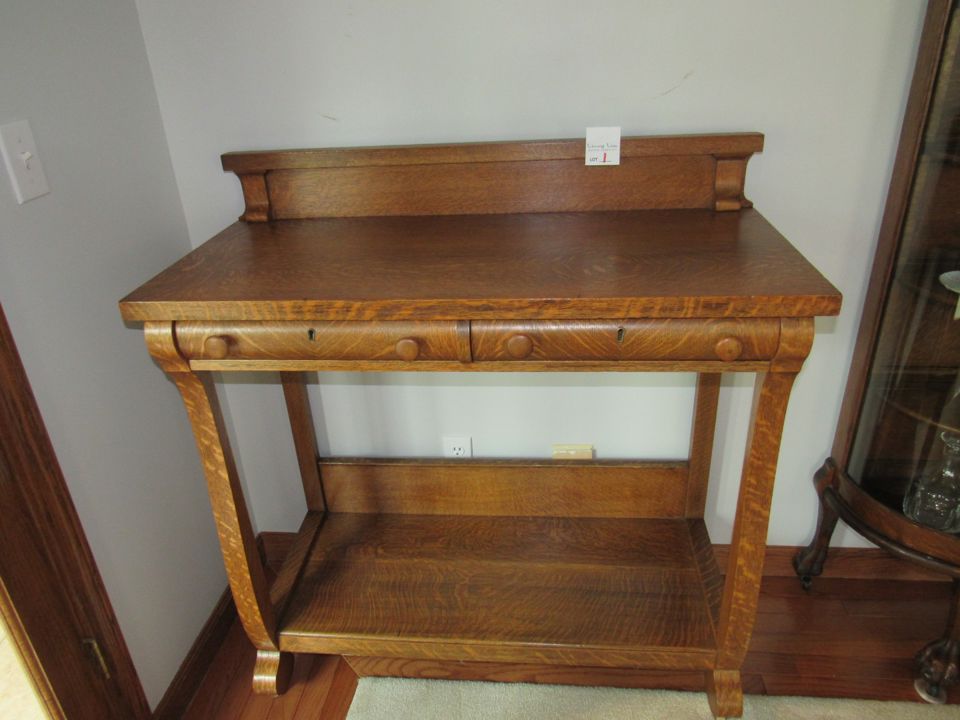 Perryville Online Auction - Furniture, Home Decor, Cardinals, Harley Davidson items and more