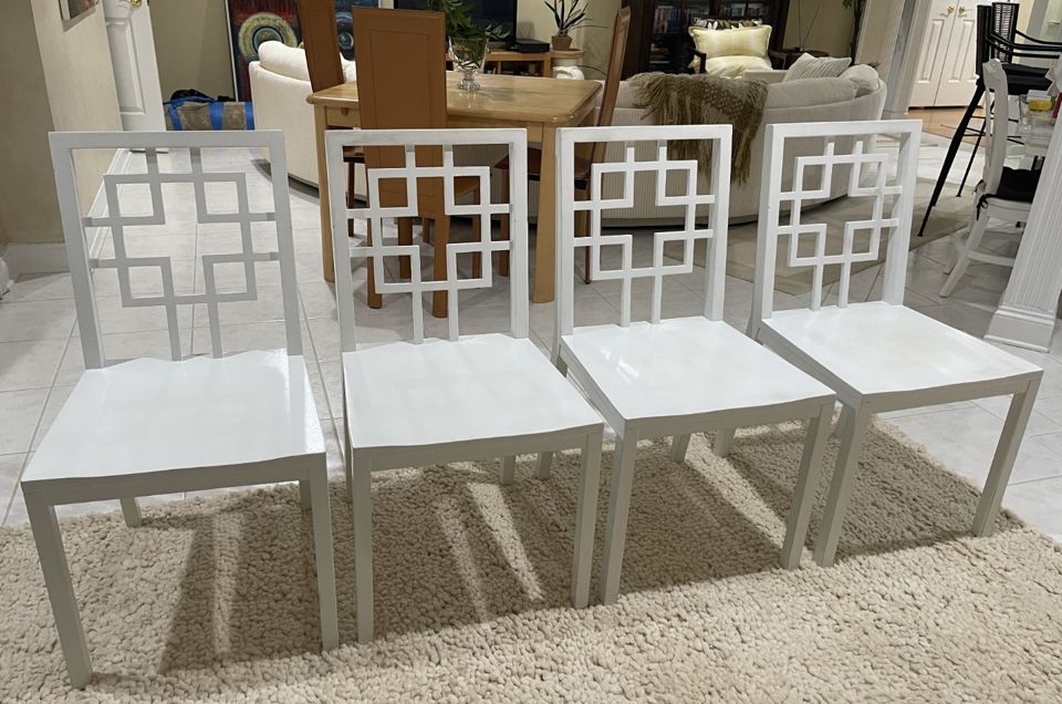 Designer Furniture in Orland Park starts on 10/13