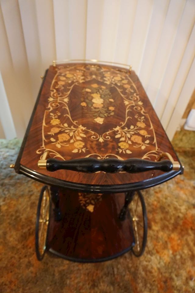 The Tag Ladies Online Auction Household  & Farm Platt Living Estate Sale 