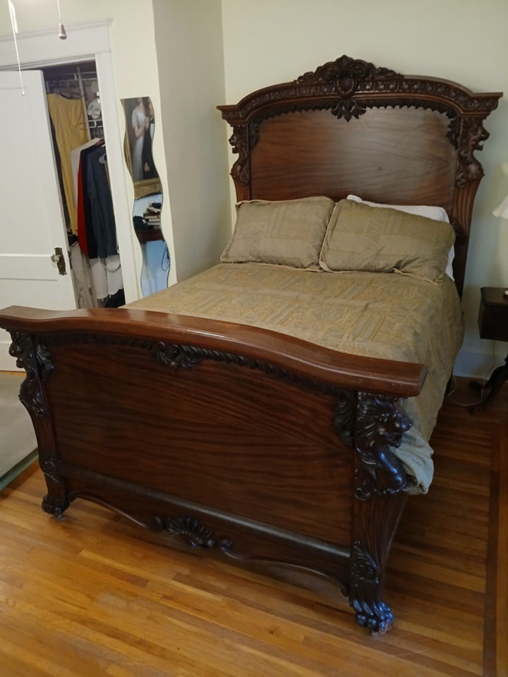Beautiful antiques with real Tennessee history! (And many other fabu items as well!)